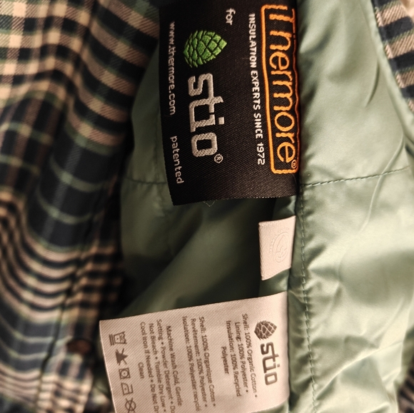 Stio Women's Insulated Snap Shirt Jacket - Picture 4 of 5